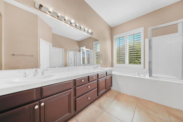 77516 Marlowe Court, Palm Desert, CA 92211