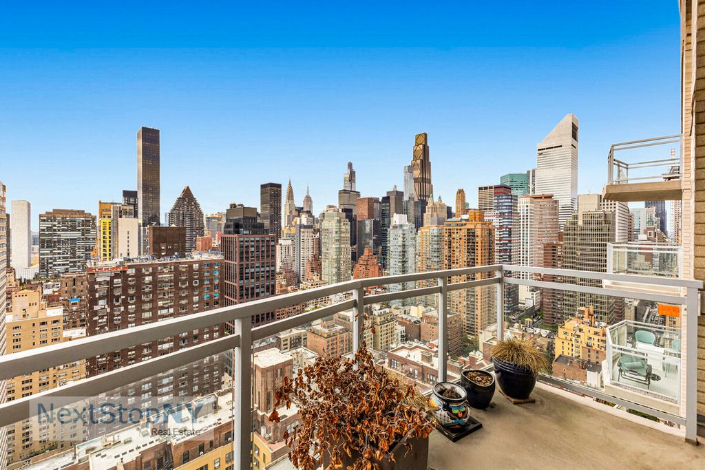 400 E 56th St Apt 14P, New York City, NY 10022