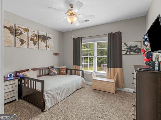 221 Hummingbird Court, Hampton, GA 30228