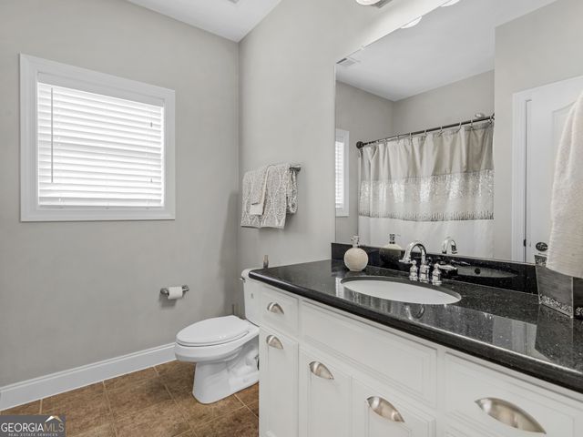 221 Hummingbird Court, Hampton, GA 30228