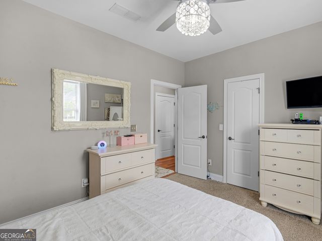 221 Hummingbird Court, Hampton, GA 30228