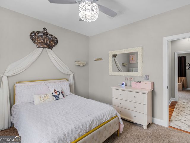 221 Hummingbird Court, Hampton, GA 30228