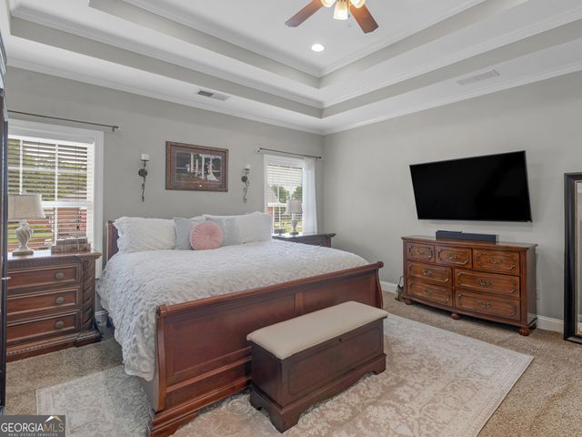 221 Hummingbird Court, Hampton, GA 30228