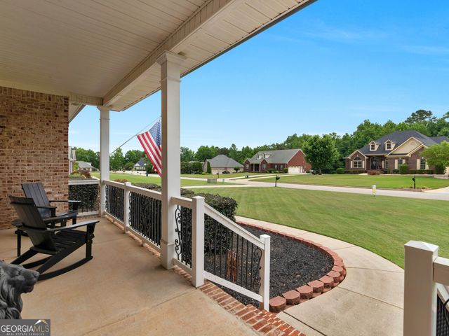 221 Hummingbird Court, Hampton, GA 30228