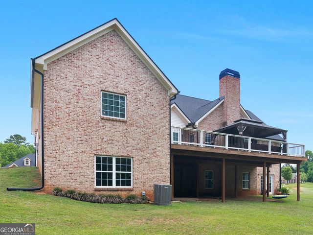 221 Hummingbird Court, Hampton, GA 30228