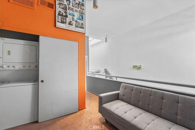 6036 Hazelhurst C, North Hollywood, CA 91606