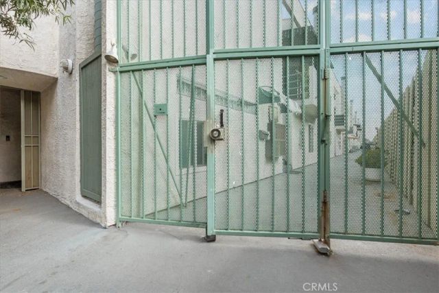 6036 Hazelhurst C, North Hollywood, CA 91606