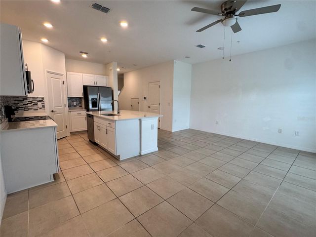 4461 ARLINGTON AVENUE, St Cloud, FL 34769