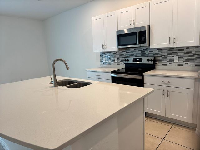 4461 ARLINGTON AVENUE, St Cloud, FL 34769