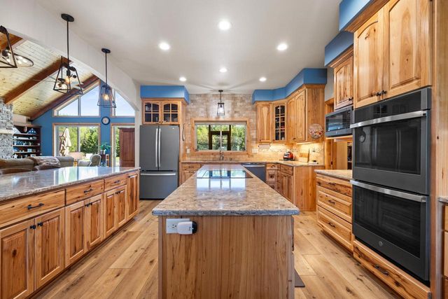 N8253 County Road X, Belleville, WI 53508