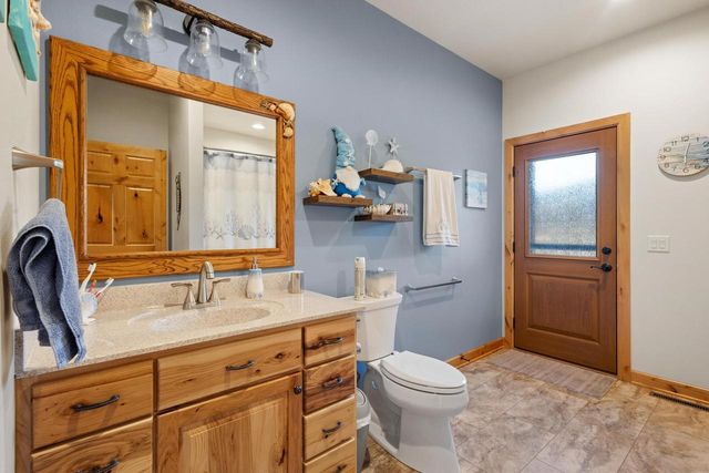 N8253 County Road X, Belleville, WI 53508