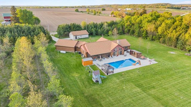 N8253 County Road X, Belleville, WI 53508
