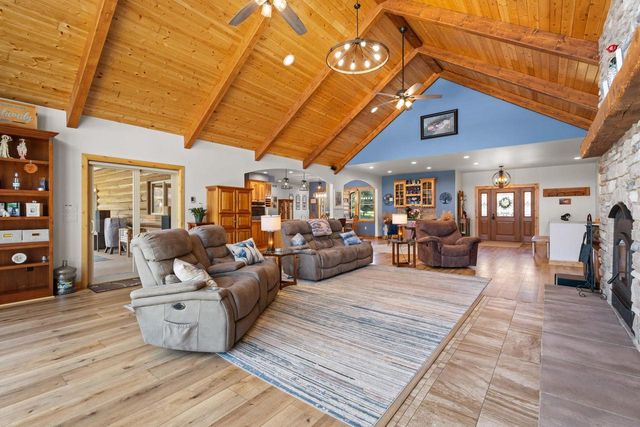 N8253 County Road X, Belleville, WI 53508