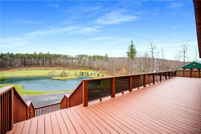 289 Twin Ponds Drive, Newport, NY 13416