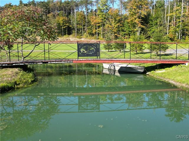 289 Twin Ponds Drive, Newport, NY 13416