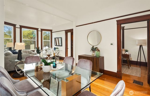 1532 23rd Avenue, Seattle, WA 98122