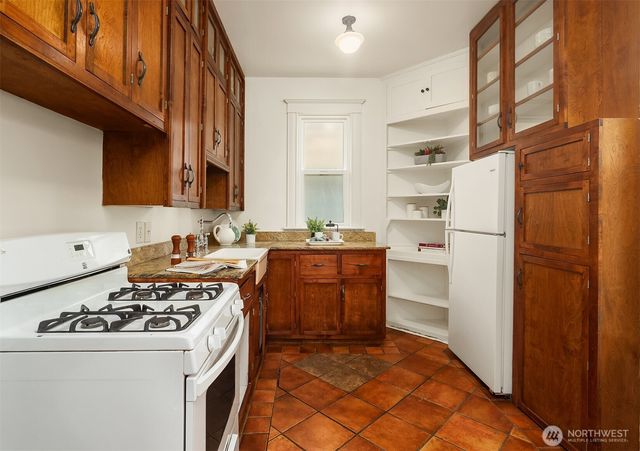 1532 23rd Avenue, Seattle, WA 98122