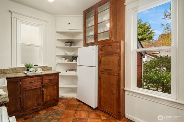1532 23rd Avenue, Seattle, WA 98122