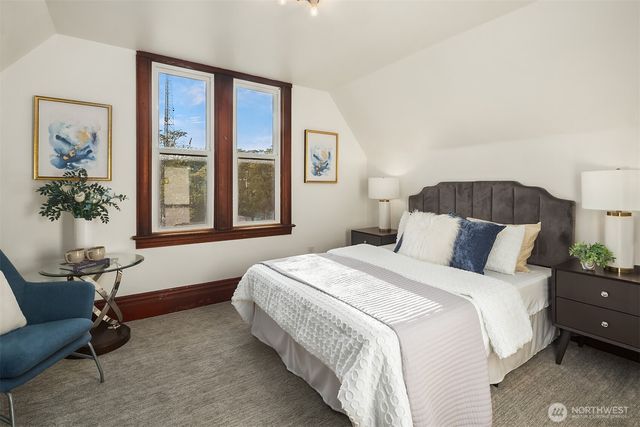 1532 23rd Avenue, Seattle, WA 98122