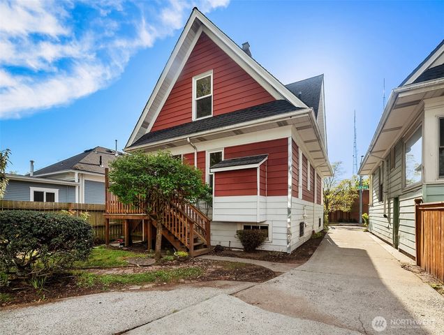 1532 23rd Avenue, Seattle, WA 98122