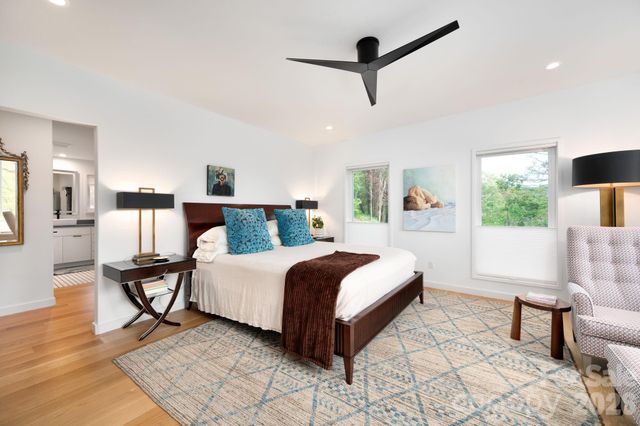 8 Midland Drive, Asheville, NC 28804