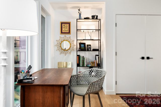 8 Midland Drive, Asheville, NC 28804