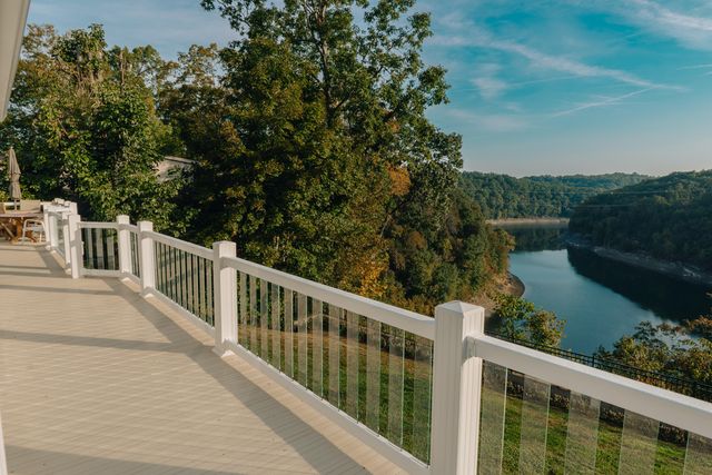 905 Lily Creek Resort Road, Jamestown, KY 42629