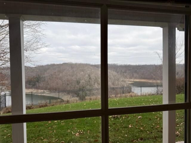 905 Lily Creek Resort Road, Jamestown, KY 42629