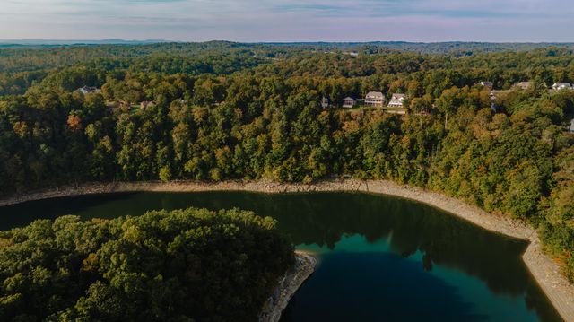 905 Lily Creek Resort Road, Jamestown, KY 42629