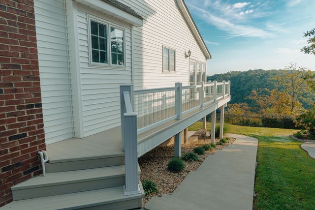 905 Lily Creek Resort Road, Jamestown, KY 42629