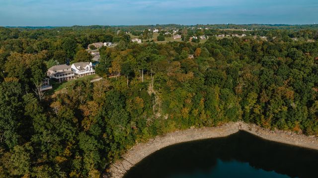 905 Lily Creek Resort Road, Jamestown, KY 42629