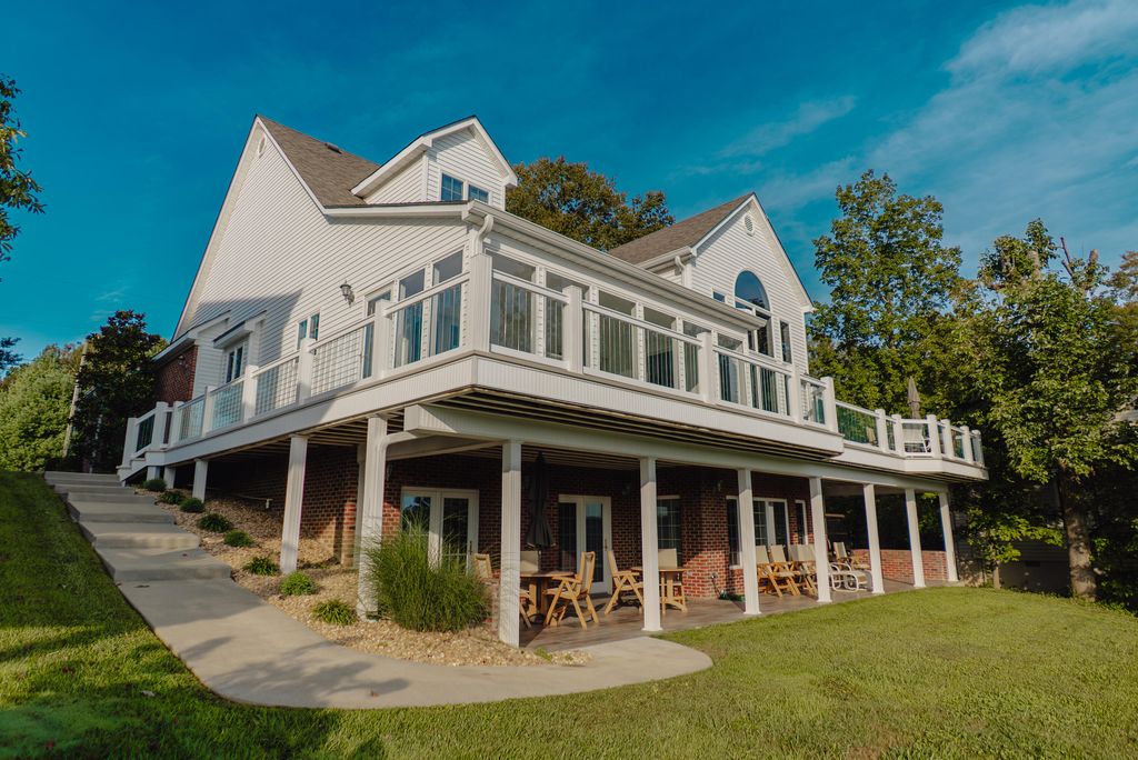 905 Lily Creek Resort Road, Jamestown, KY 42629