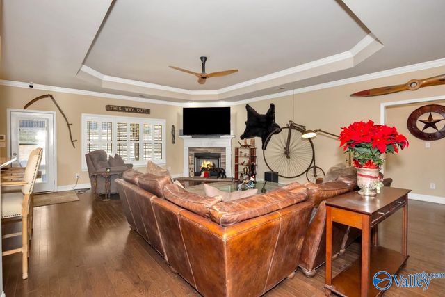 12702 Oak South Sw, Huntsville, AL 35803