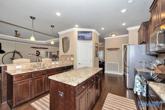 12702 Oak South Sw, Huntsville, AL 35803