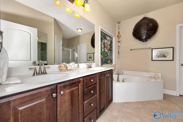 12702 Oak South Sw, Huntsville, AL 35803