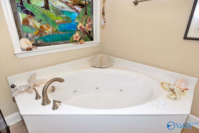 12702 Oak South Sw, Huntsville, AL 35803