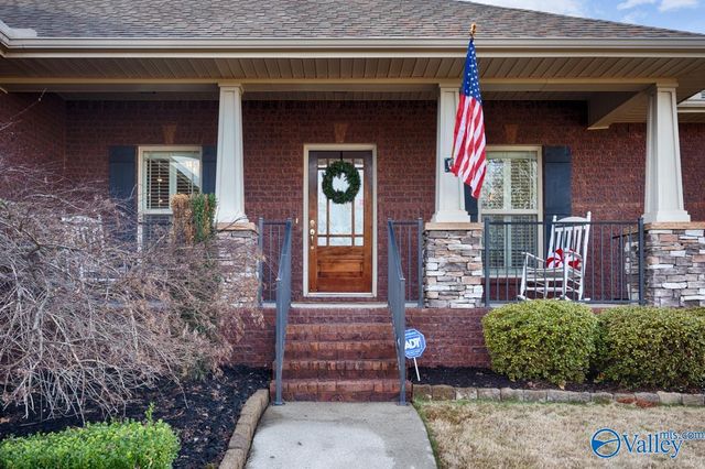 12702 Oak South Sw, Huntsville, AL 35803