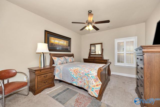 12702 Oak South Sw, Huntsville, AL 35803