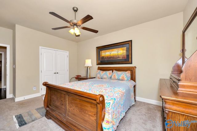 12702 Oak South Sw, Huntsville, AL 35803