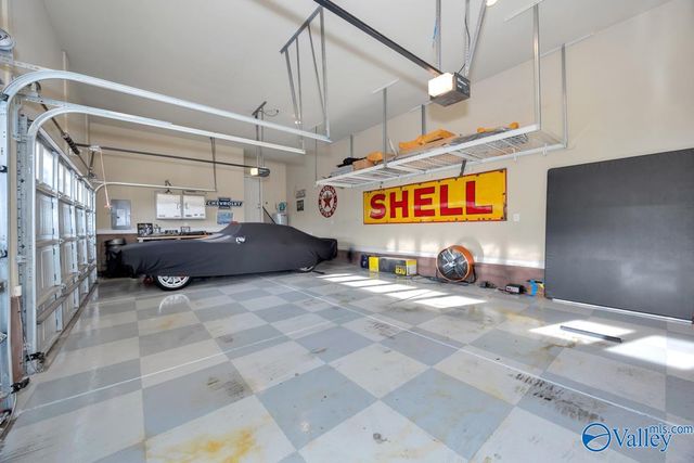 12702 Oak South Sw, Huntsville, AL 35803