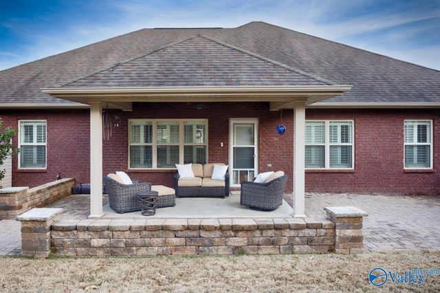 12702 Oak South Sw, Huntsville, AL 35803