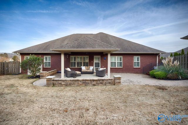 12702 Oak South Sw, Huntsville, AL 35803