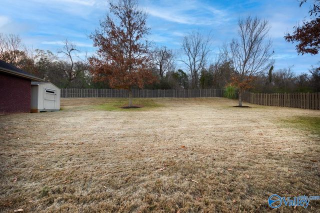 12702 Oak South Sw, Huntsville, AL 35803