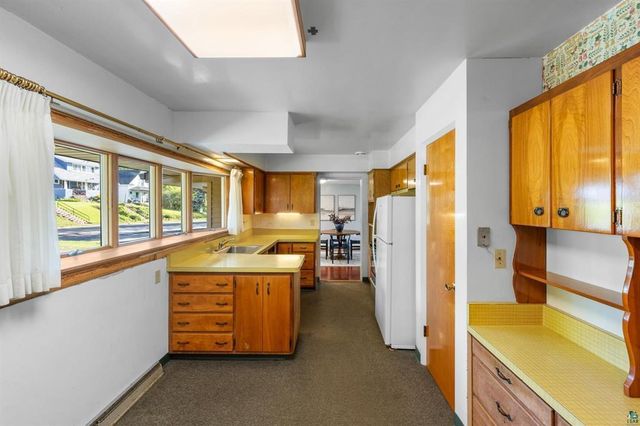 5310 Oakley Street, Duluth, MN 55804