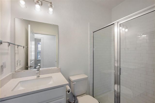 301 Harbors LN, Leander, TX 78641