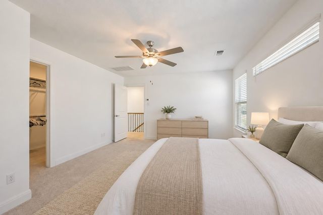 301 Harbors LN, Leander, TX 78641