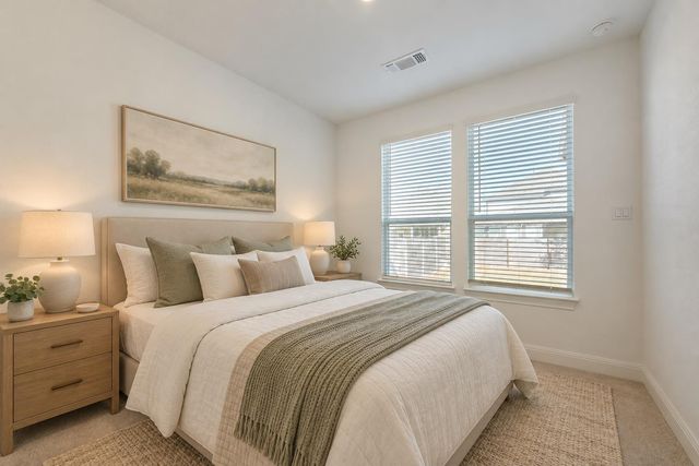 301 Harbors LN, Leander, TX 78641