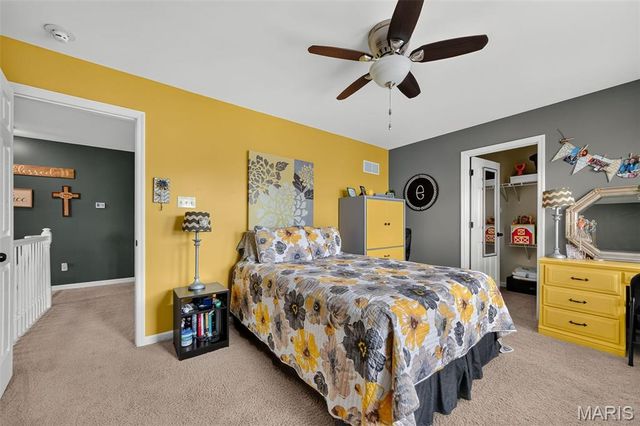 1805 English Oak Drive, Lake St Louis, MO 63367