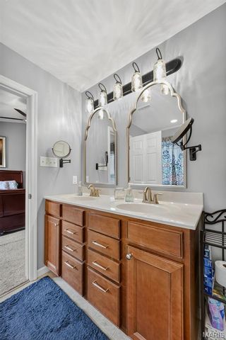 1805 English Oak Drive, Lake St Louis, MO 63367