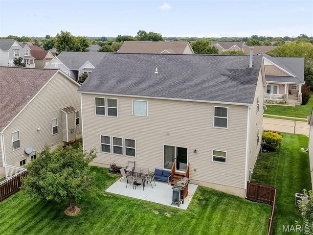 1805 English Oak Drive, Lake St Louis, MO 63367